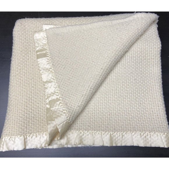 Unbranded | Bedding | Vintage Satin Trim Waffle Weave Beige Acrylic Thermal  Blanket 9x82 In | Poshmark